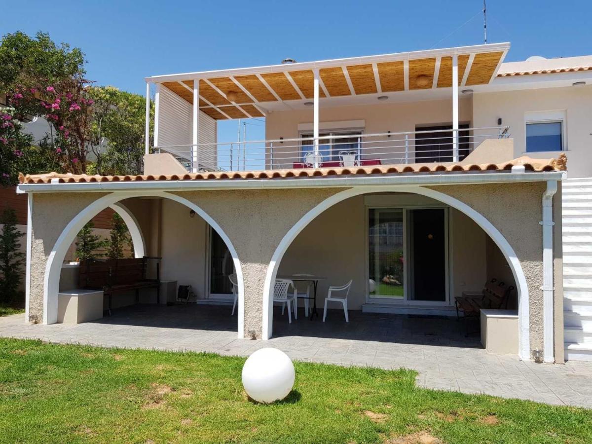 Villa Casa Denva à Kalivia Thorikou Extérieur photo